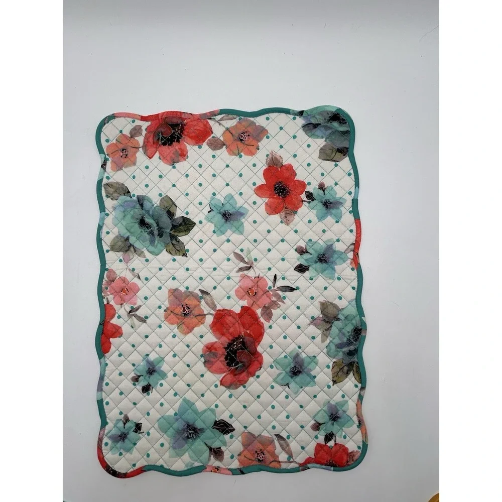2 Pioneer Woman Vintage Bloom Floral Placemats Farmhouse Quilted Reversible